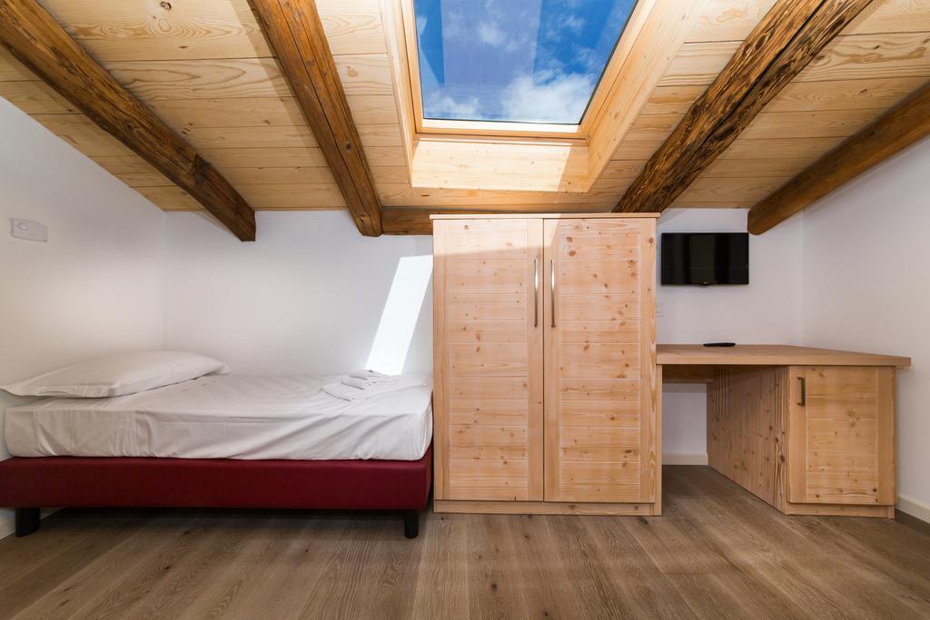 Colle Ameno Room And Breakfast Rovereto  Oda fotoğraf
