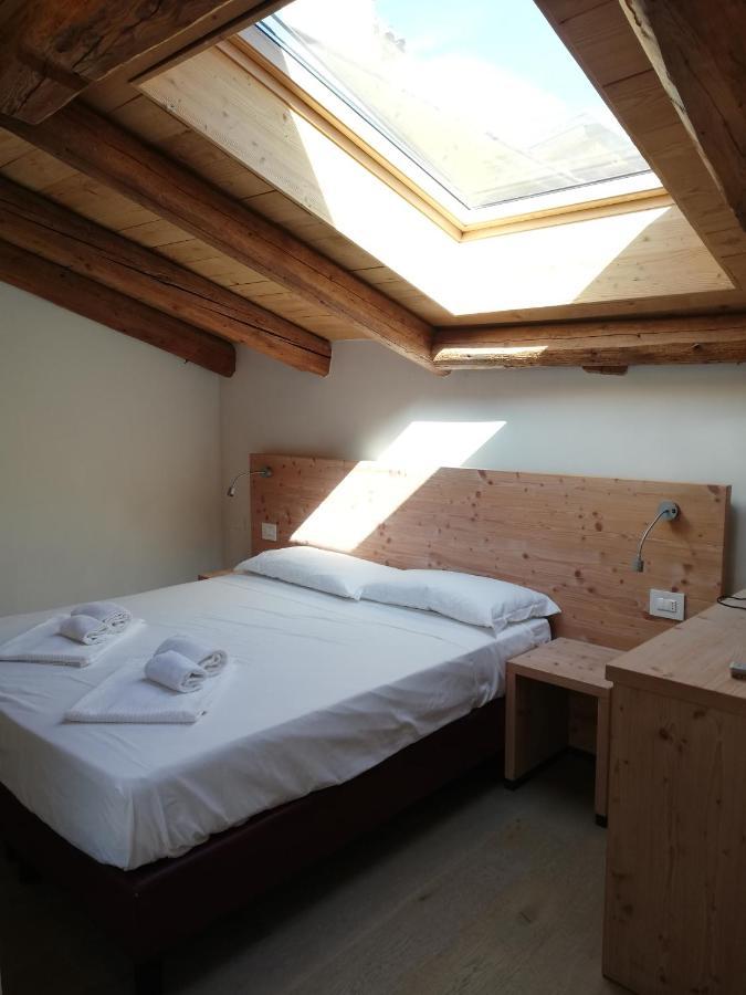 Colle Ameno Room And Breakfast Rovereto  Dış mekan fotoğraf