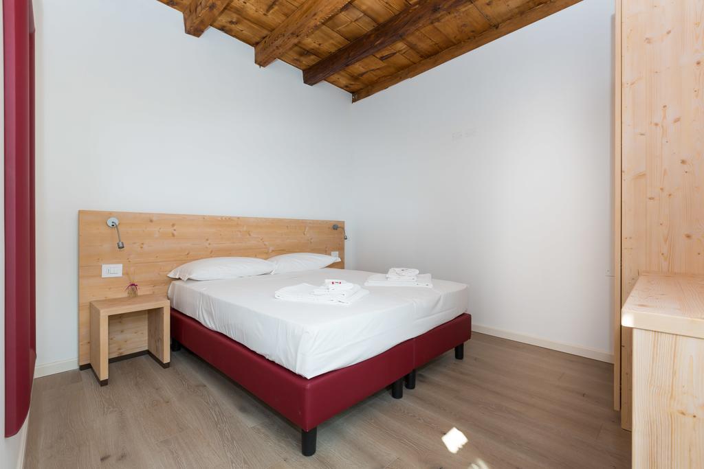 Colle Ameno Room And Breakfast Rovereto  Oda fotoğraf