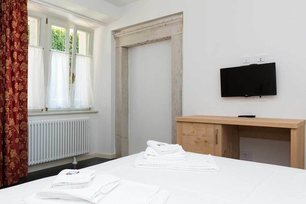Colle Ameno Room And Breakfast Rovereto  Dış mekan fotoğraf